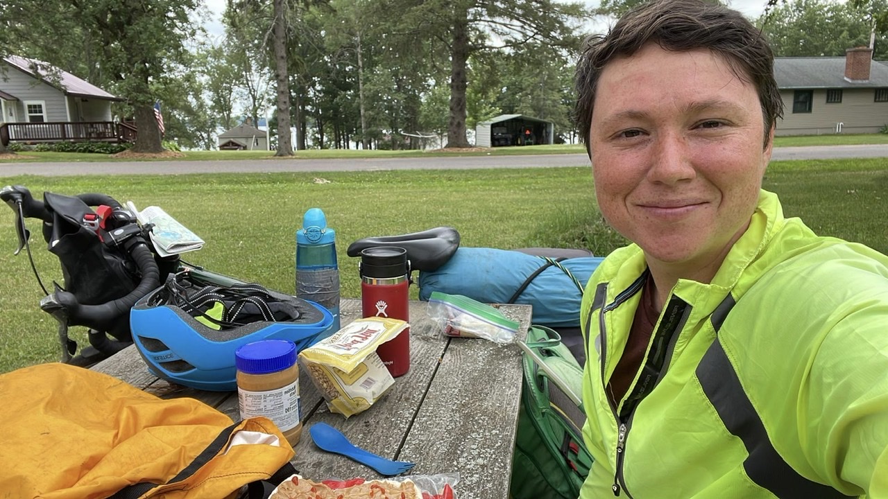 Picnic lunch in Edgewater