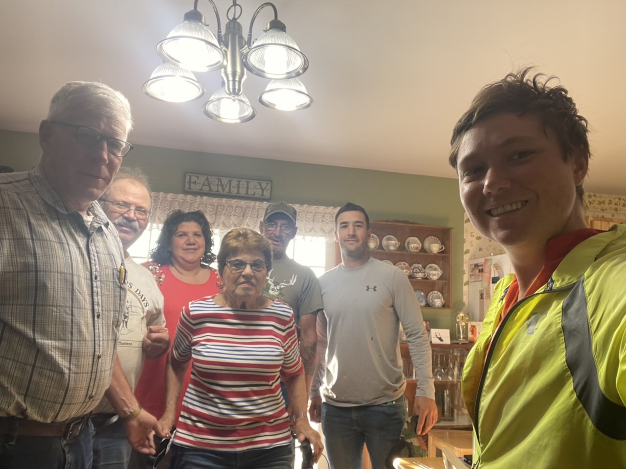 Post-breakfast selfie with the Oasis Hill Ranch crew: Matt, Kevin, Maria, Dolores, Rich, and Jack 