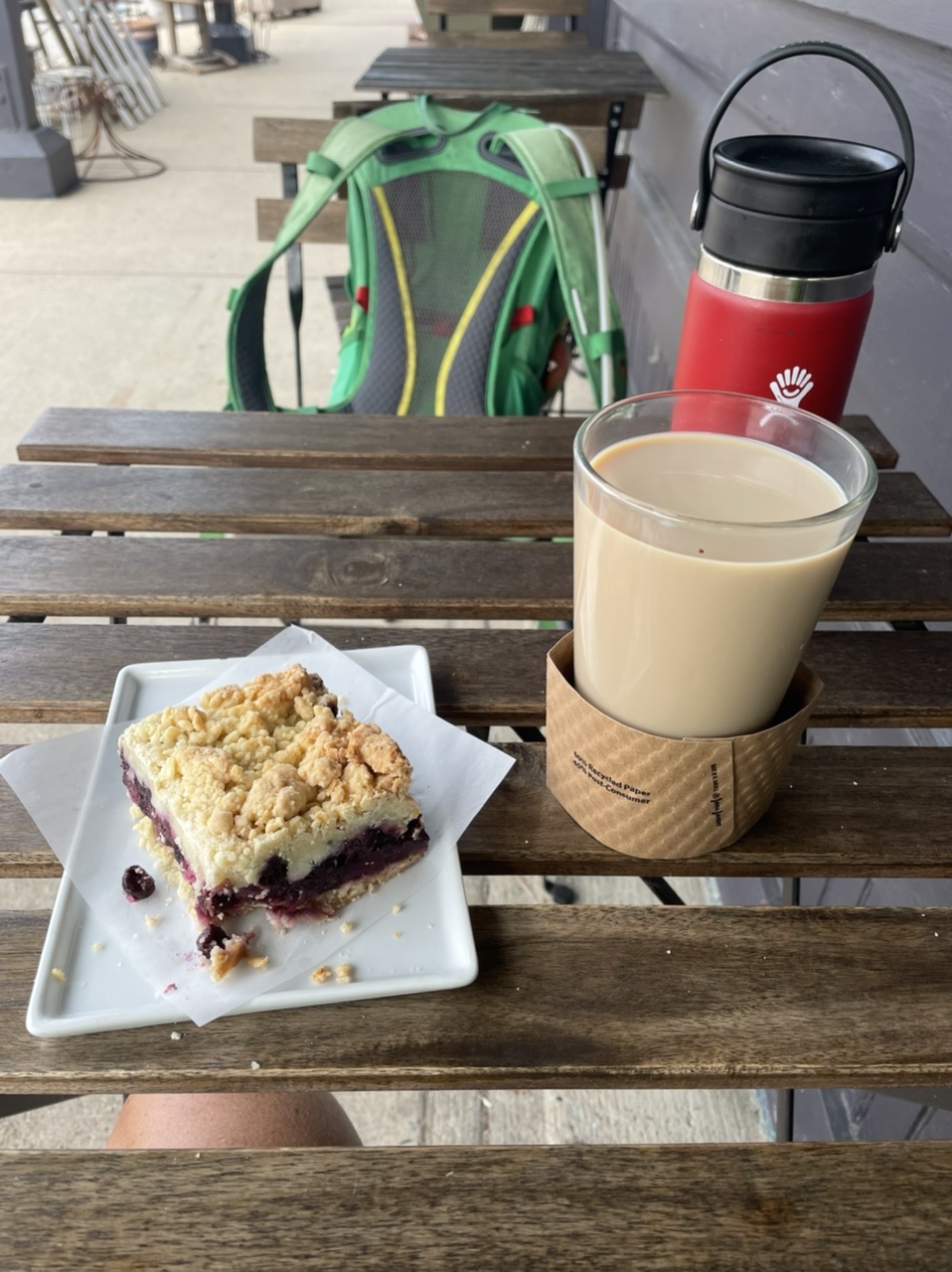 An excellent coffee stop today - a latte and a blueberry crumble bar