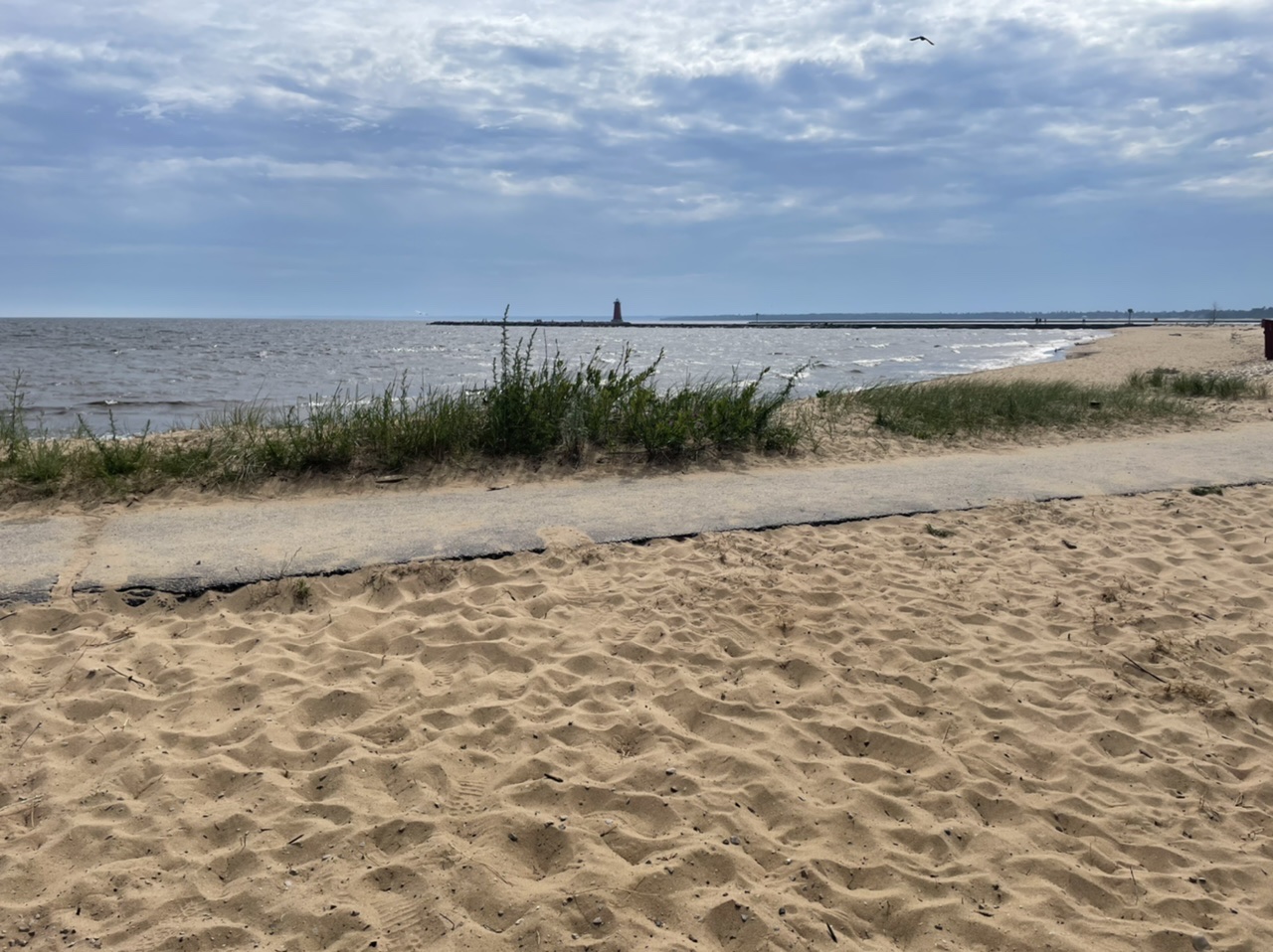 Back on the shore of Lake Michigan for an end of day beach break